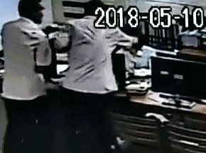 常德市康都物業(yè)服務(wù)有限公司,常德保安服務(wù)公司,保潔服務(wù),綠化服務(wù),搬運(yùn)服務(wù),墻外高空清洗服務(wù)